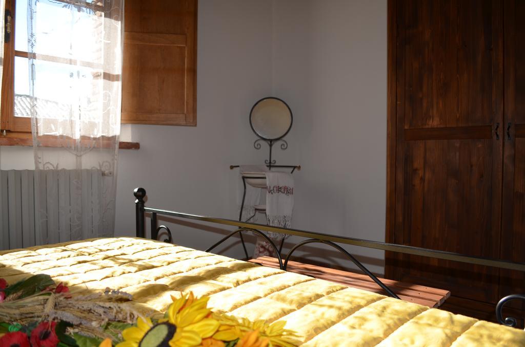 Residence Lucignano Habitación foto